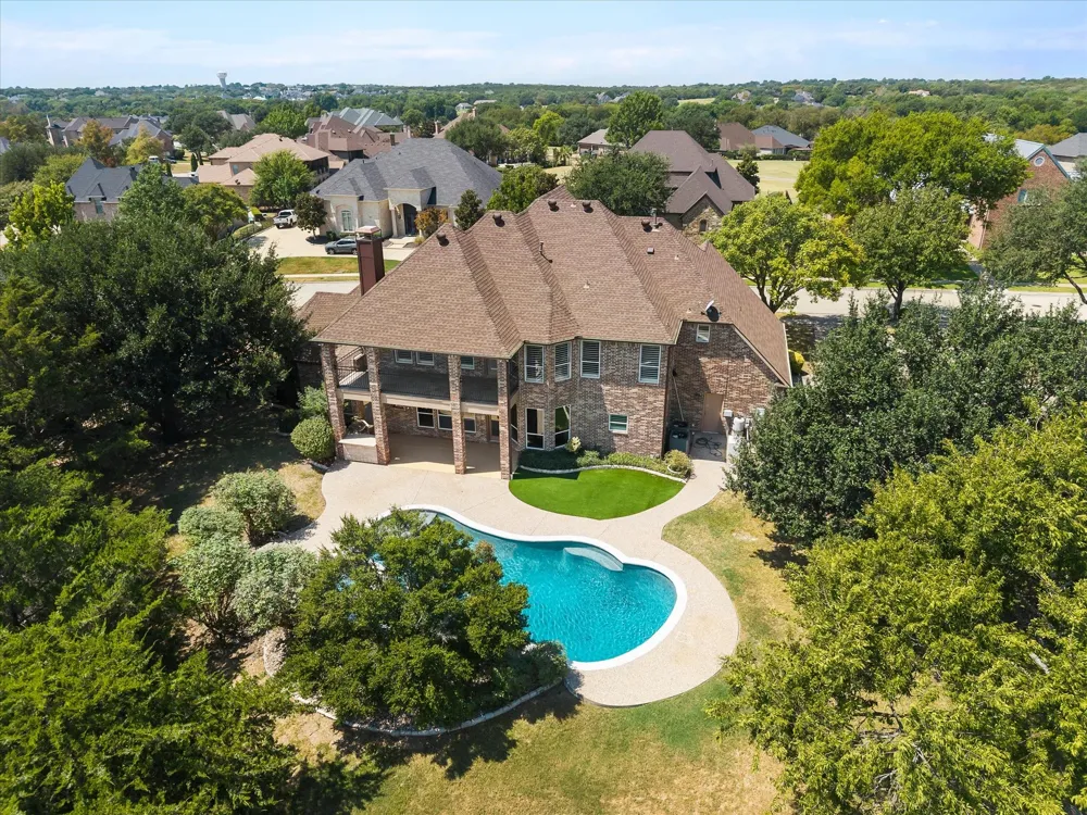804 White Buffalo Lane Heath, TX 75032