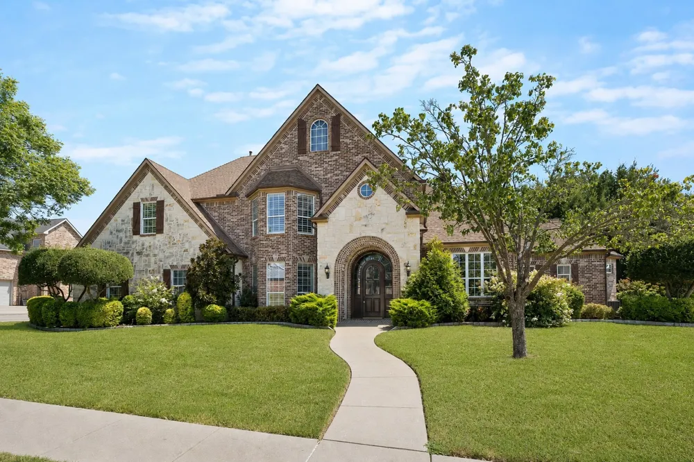 804 White Buffalo Lane Heath, TX 75032
