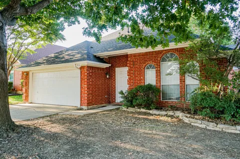 933 Blossomwood Court