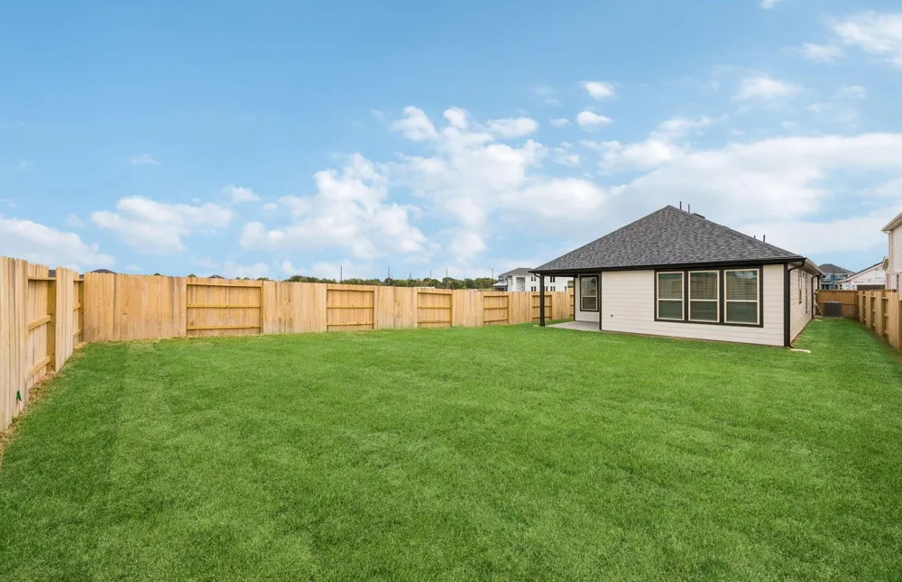 138 High Life Crossing Sugar Land, TX 77469