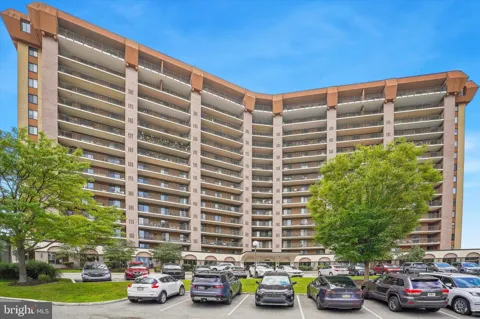10502 VALLEY FORGE CIRCLE #502