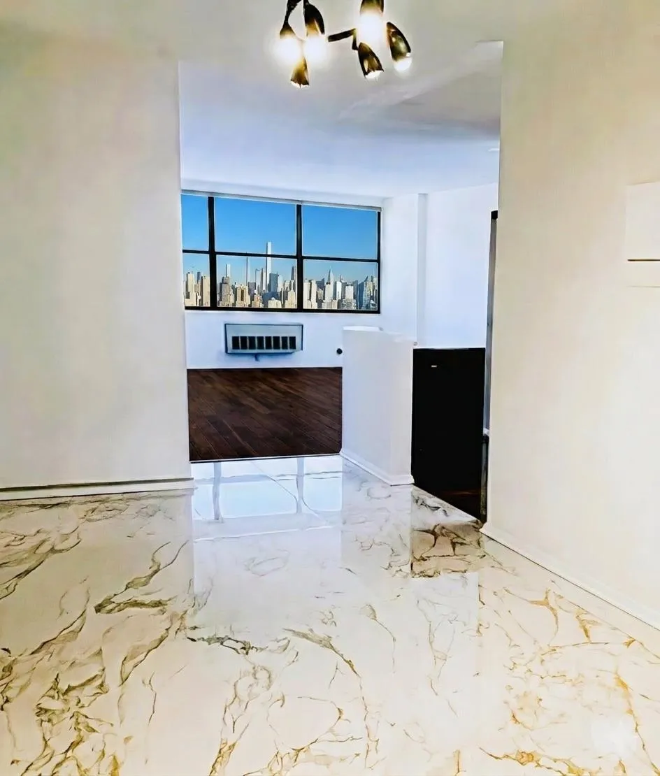 7002 BLVD EAST Guttenberg, NJ 07093