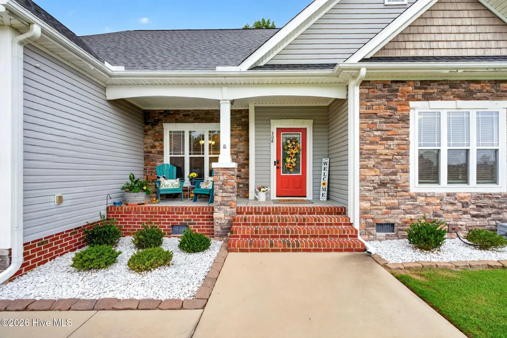 308 Willowbrook Drive Pikeville, NC 27863