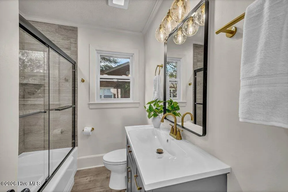 329 Wayne Drive Wilmington, NC 28403