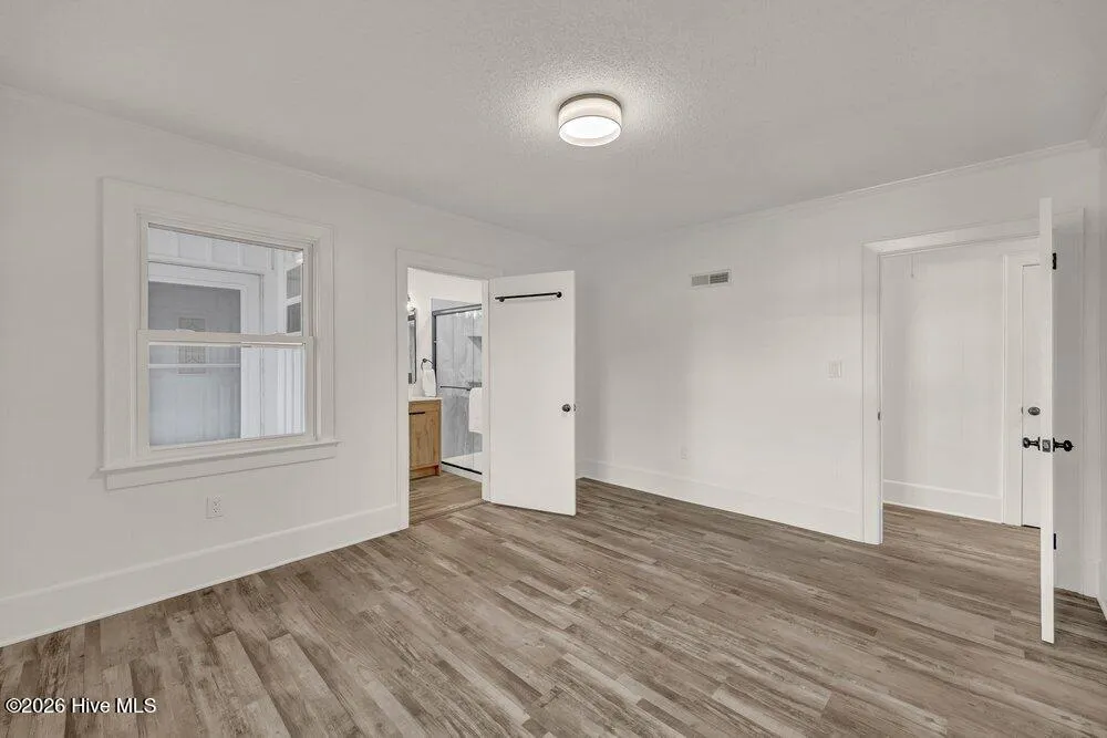 329 Wayne Drive Wilmington, NC 28403