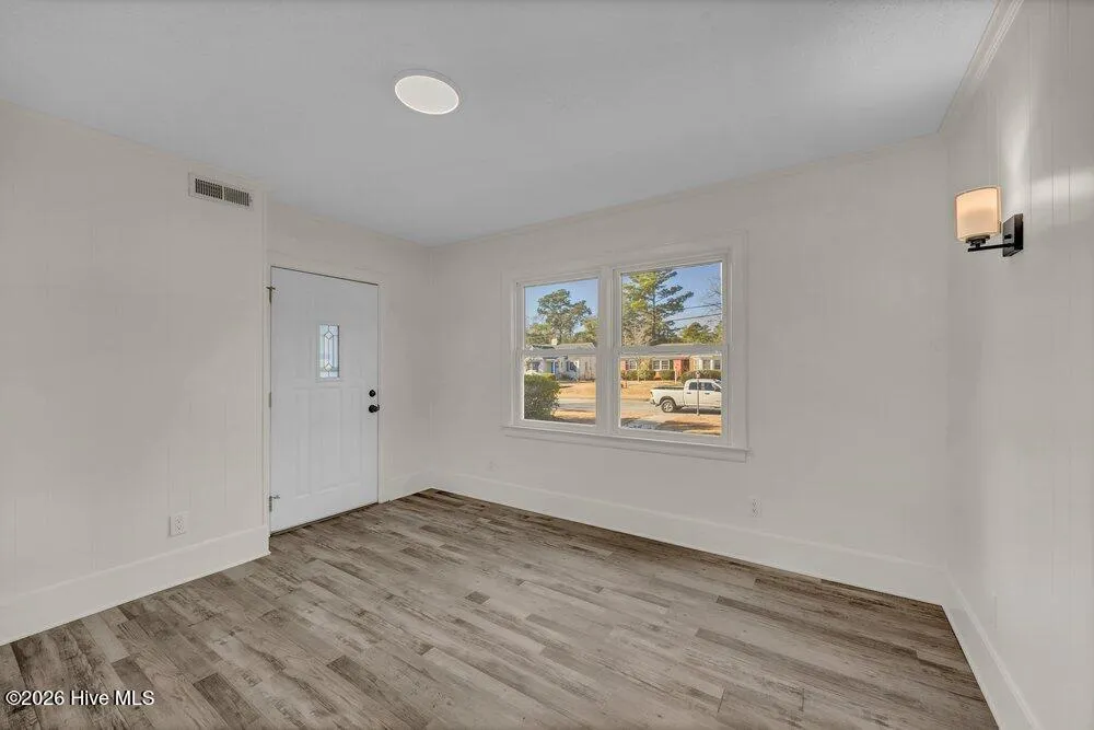 329 Wayne Drive Wilmington, NC 28403
