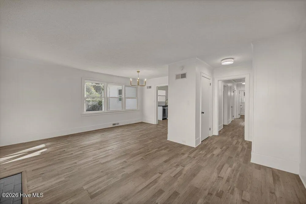 329 Wayne Drive Wilmington, NC 28403