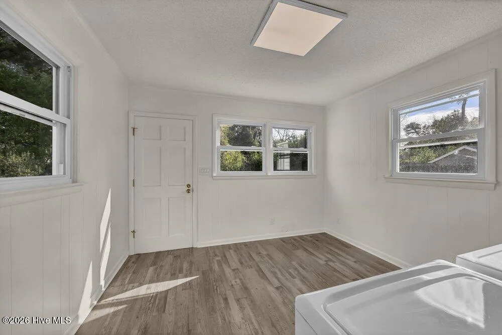 329 Wayne Drive Wilmington, NC 28403