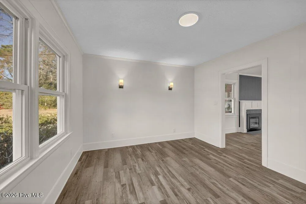 329 Wayne Drive Wilmington, NC 28403