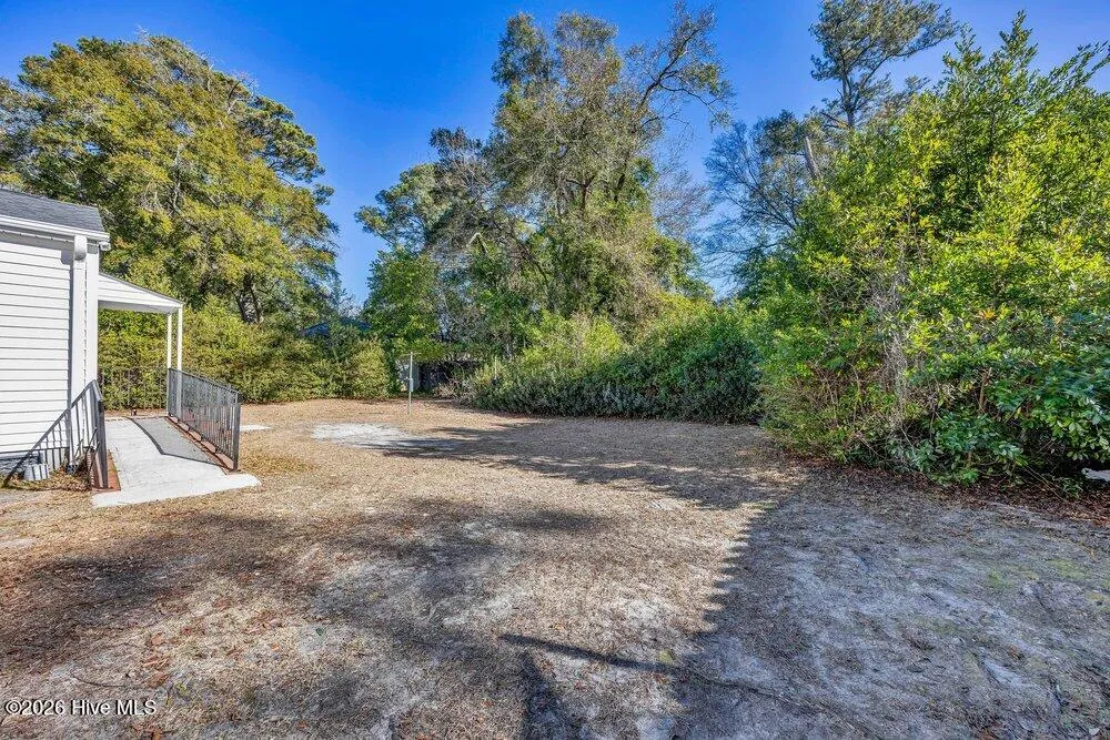 329 Wayne Drive Wilmington, NC 28403