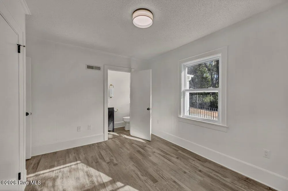 329 Wayne Drive Wilmington, NC 28403