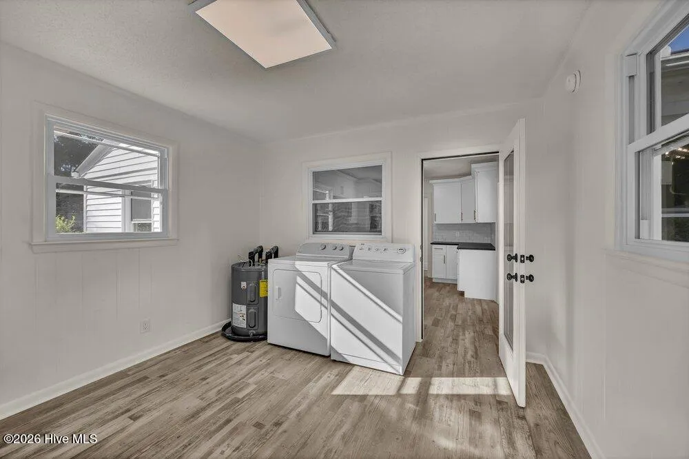 329 Wayne Drive Wilmington, NC 28403