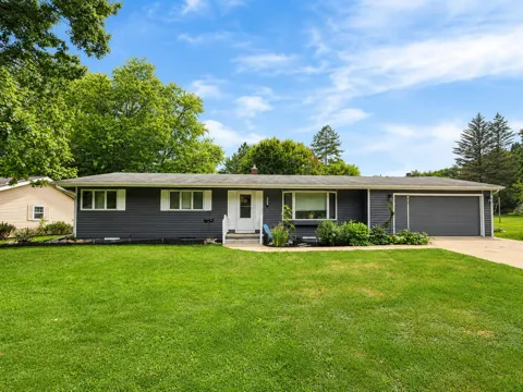 553 East Drive