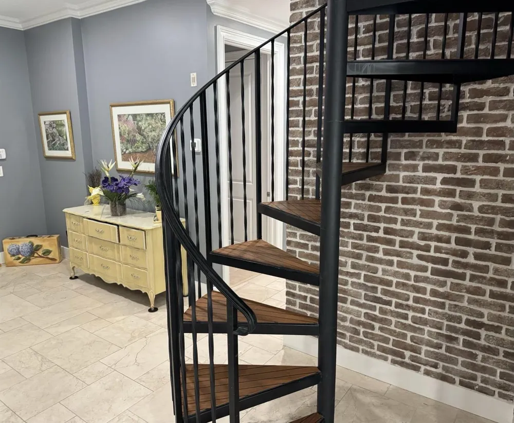 12 SE 1st Avenue #302 Delray Beach, FL 33444