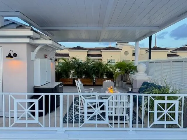12 SE 1st Avenue #302 Delray Beach, FL 33444
