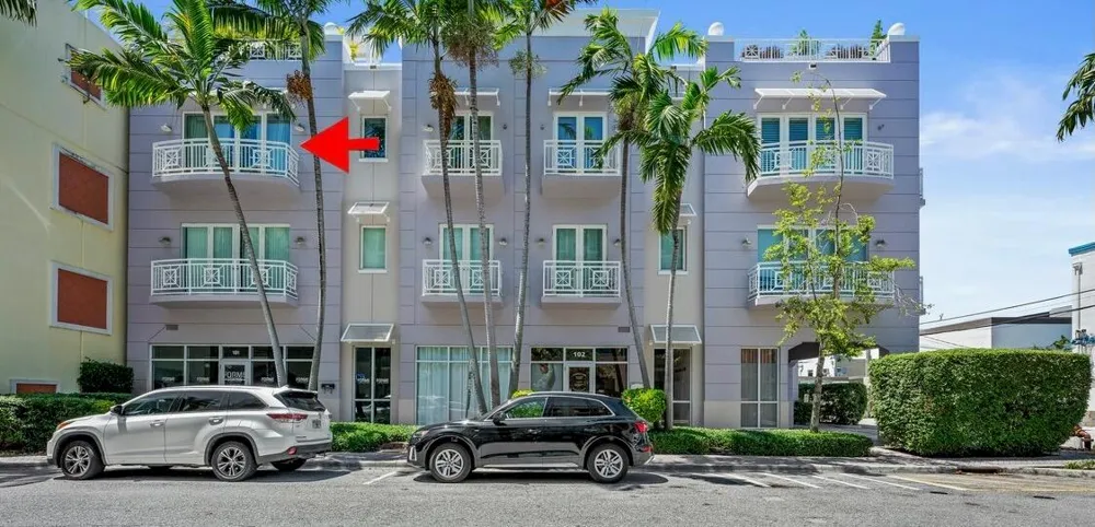 12 SE 1st Avenue #302 Delray Beach, FL 33444