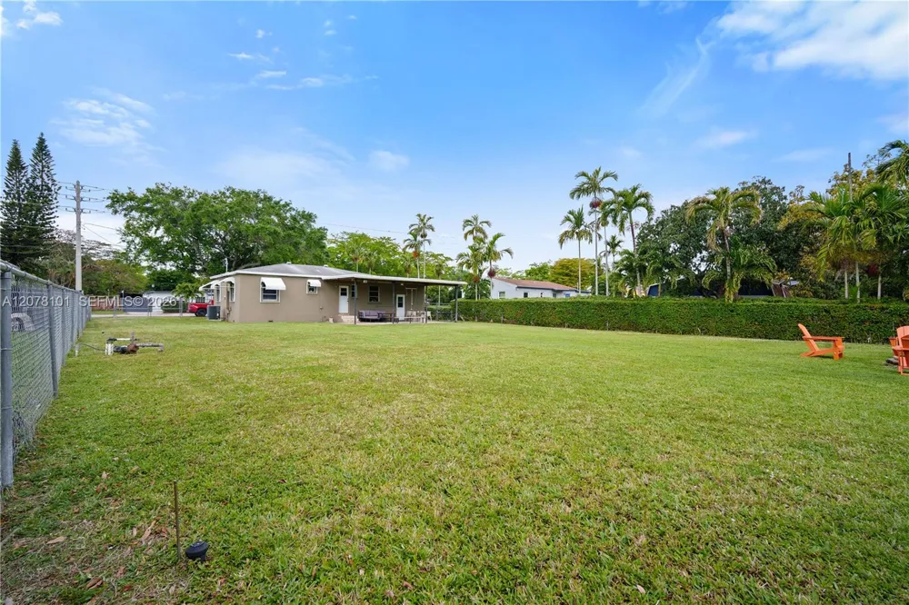14031 NW 5th Ave Miami, FL 33168