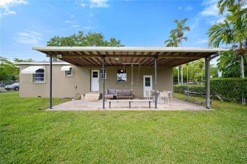 14031 NW 5th Ave Miami, FL 33168