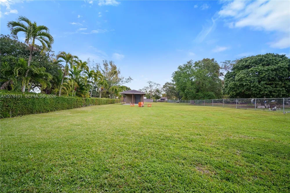 14031 NW 5th Ave Miami, FL 33168