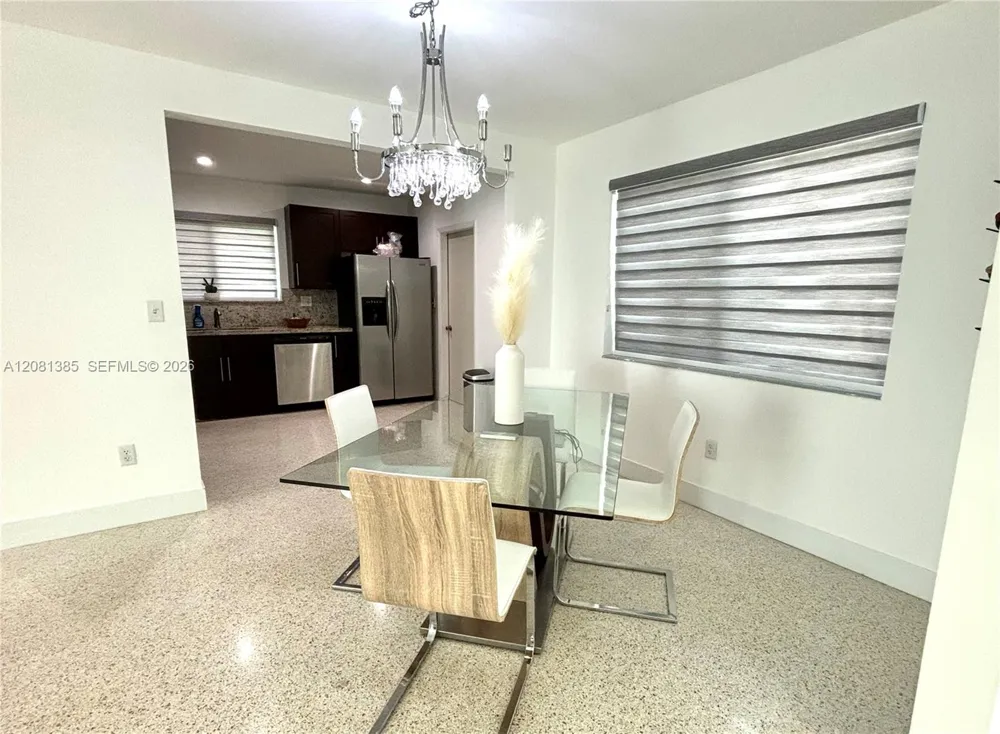 30 NE 125th St North Miami, FL 33161