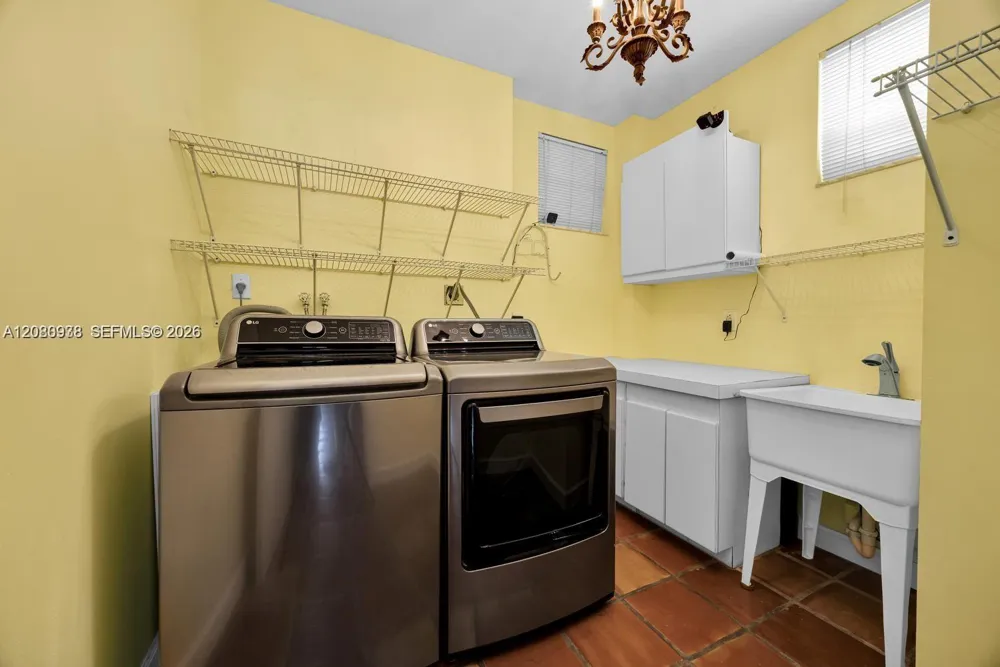 5801 SW 74th Ter #3 South Miami, FL 33143