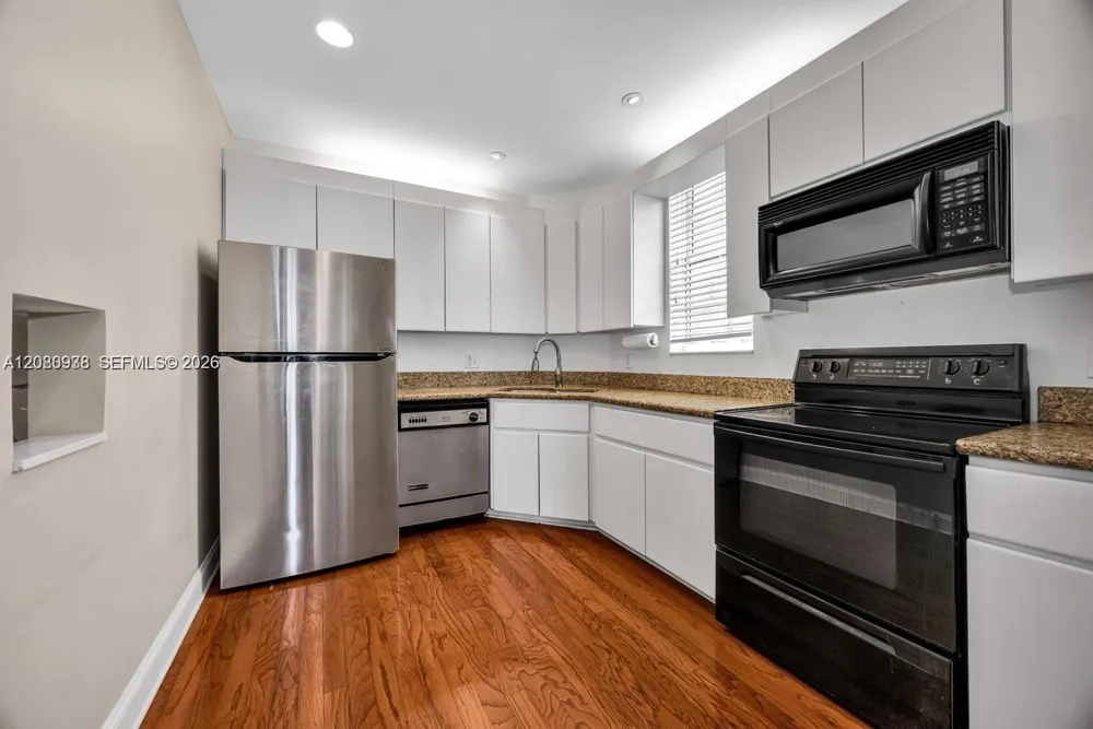 5801 SW 74th Ter #3 South Miami, FL 33143