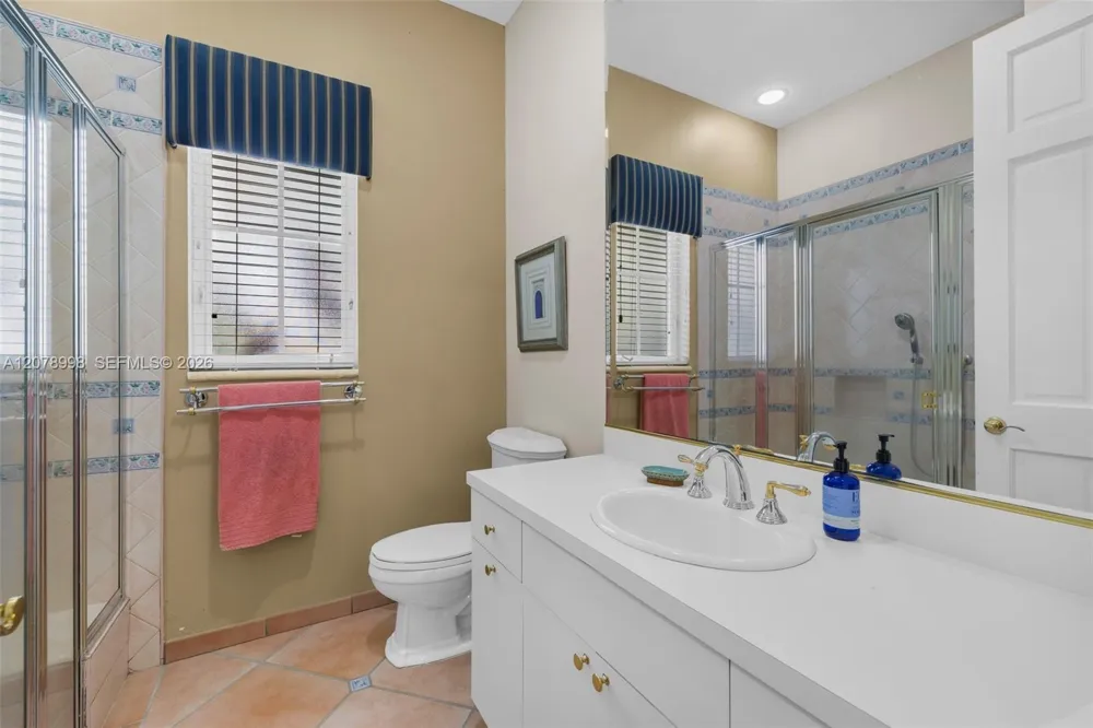 8430 SW 98th St Miami, FL 33156