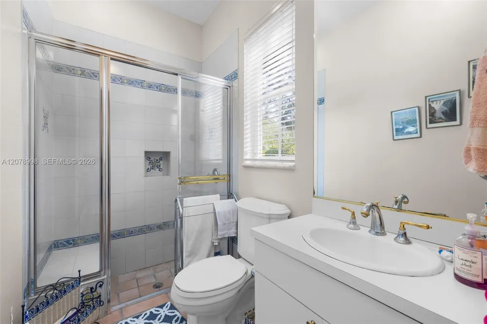 8430 SW 98th St Miami, FL 33156