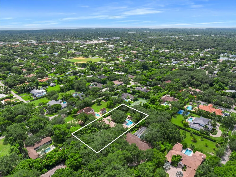 8430 SW 98th St Miami, FL 33156