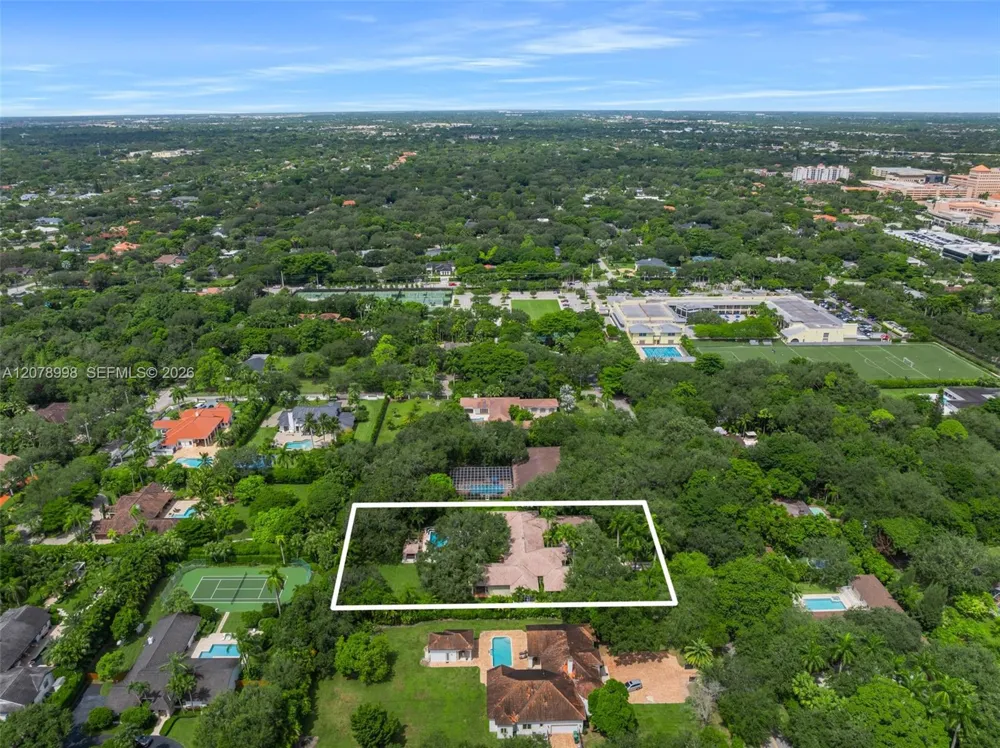 8430 SW 98th St Miami, FL 33156