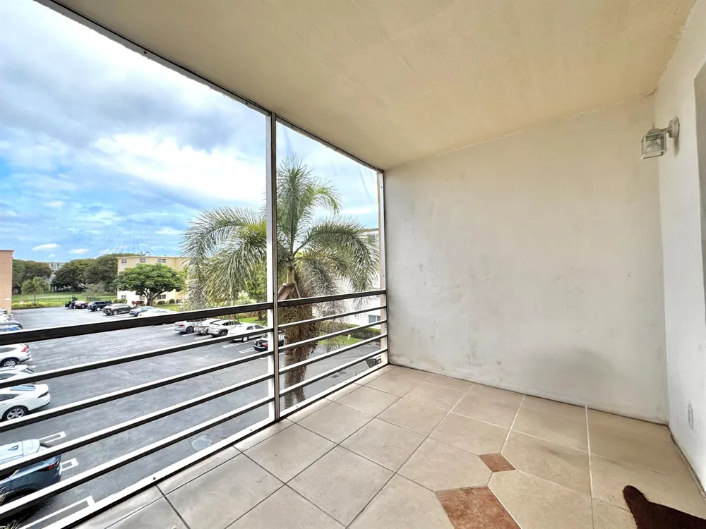 2515 NE 2nd Court #315 Boynton Beach, FL 33435