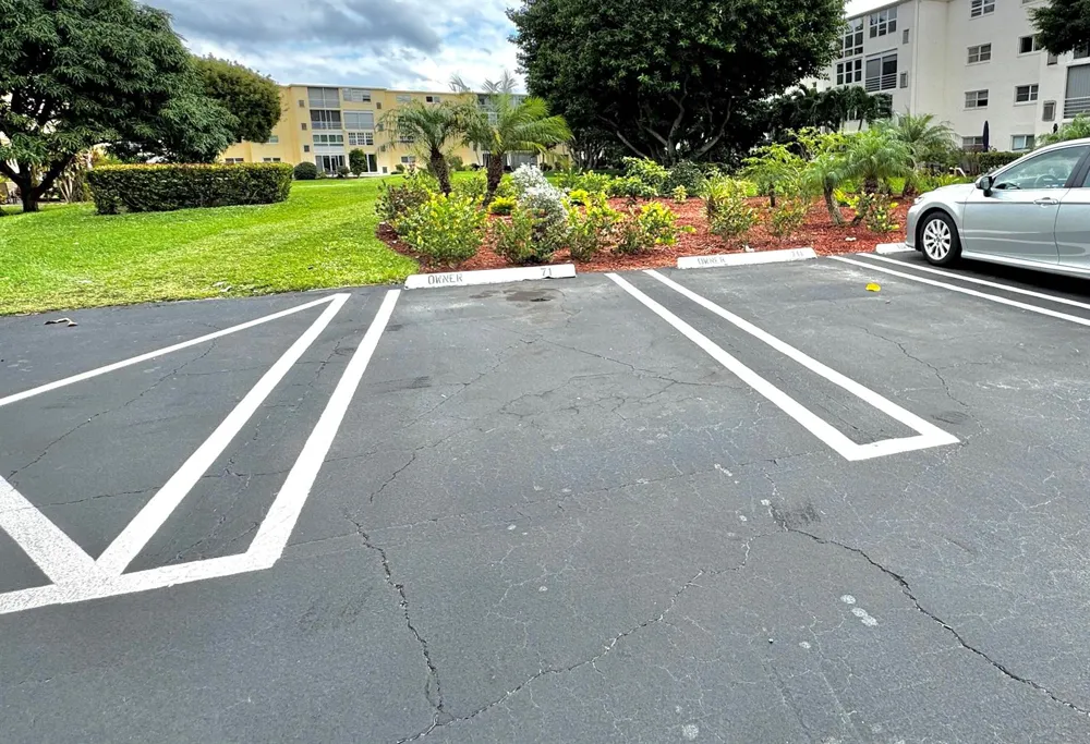 2515 NE 2nd Court #315 Boynton Beach, FL 33435