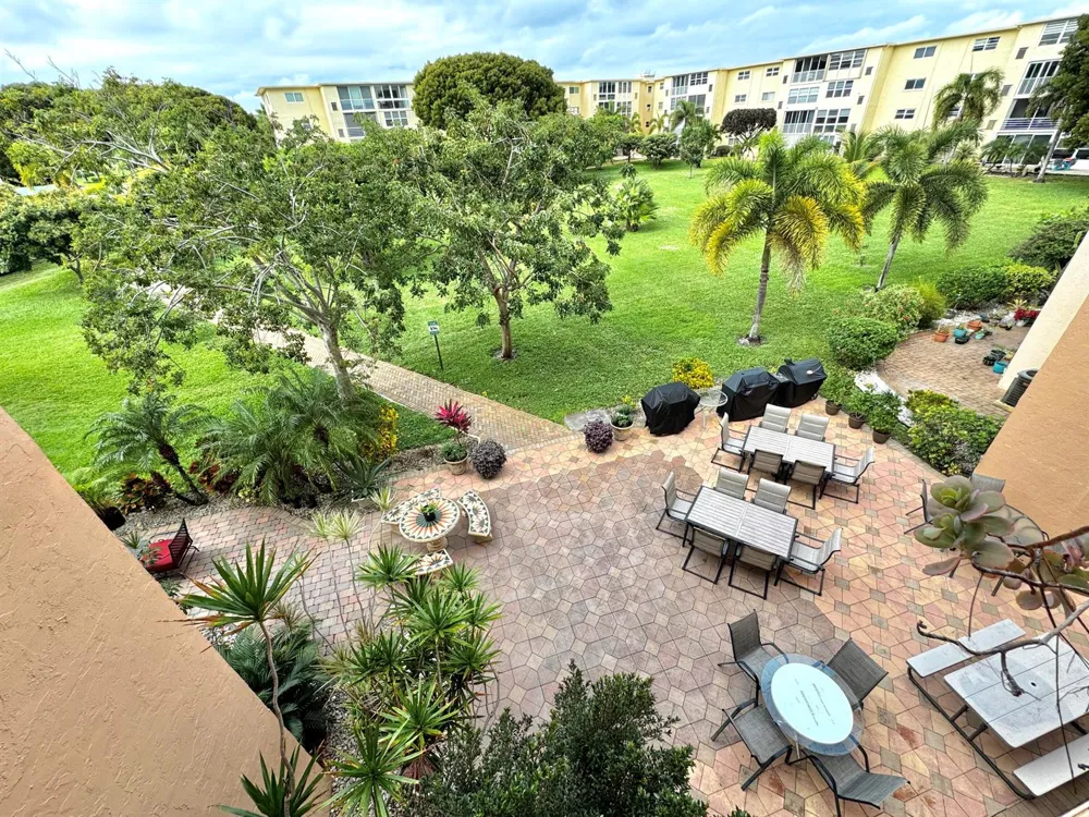2515 NE 2nd Court #315 Boynton Beach, FL 33435