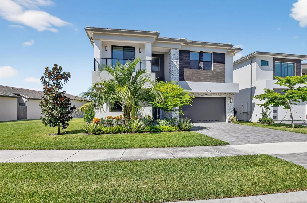 8215 Crystal Downs Avenue Boca Raton, FL 33434