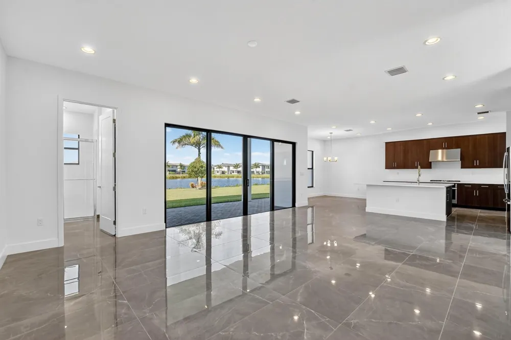 8215 Crystal Downs Avenue Boca Raton, FL 33434