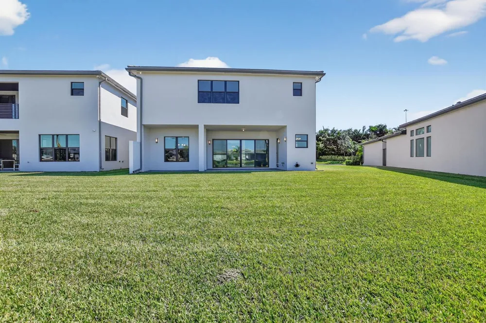 8215 Crystal Downs Avenue Boca Raton, FL 33434