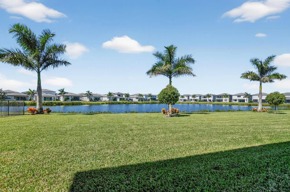 8215 Crystal Downs Avenue Boca Raton, FL 33434