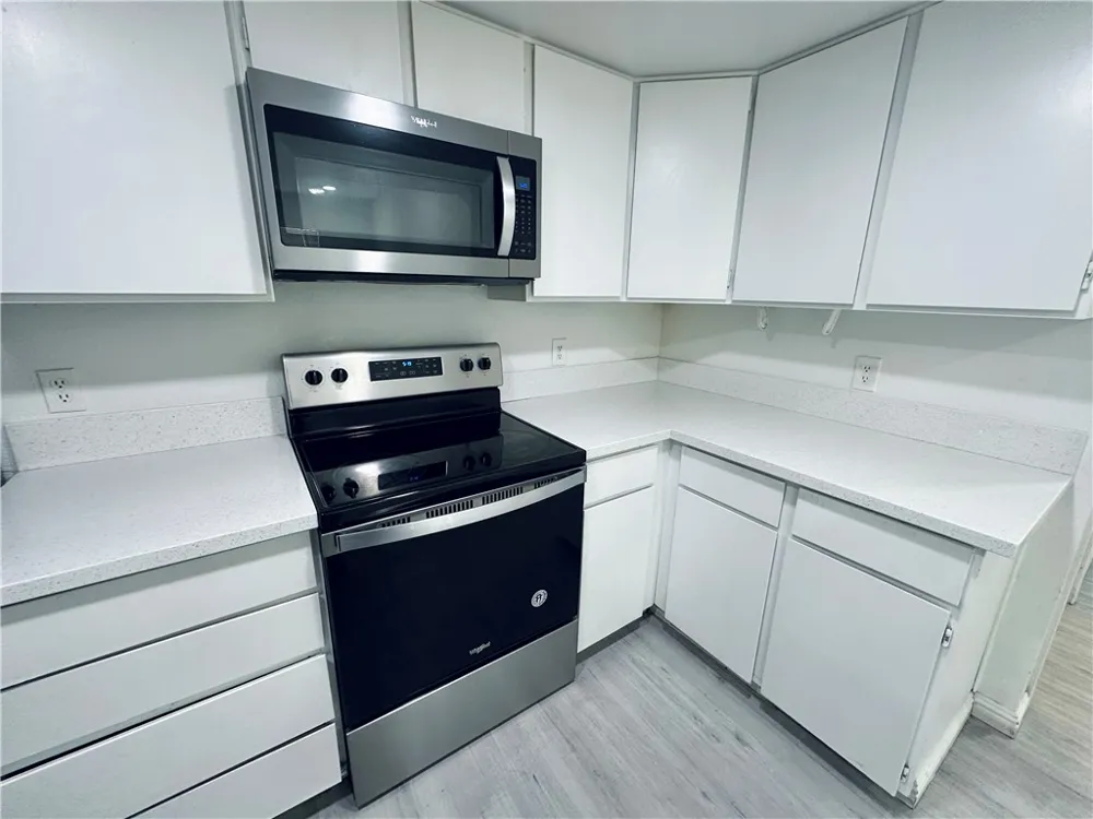 4225 Stewart Avenue #4 Las Vegas, NV 89110