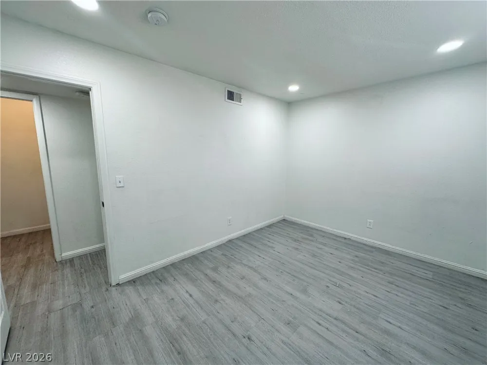 4225 Stewart Avenue #4 Las Vegas, NV 89110