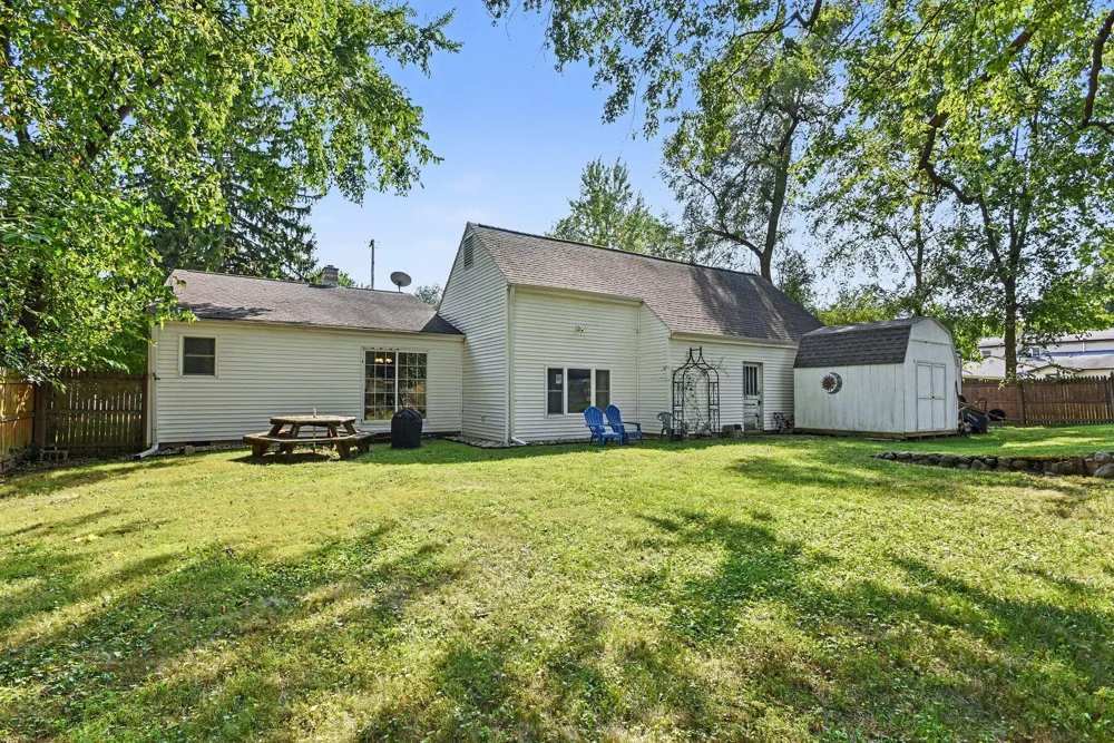 523 Della Street Portage City, MI 49002