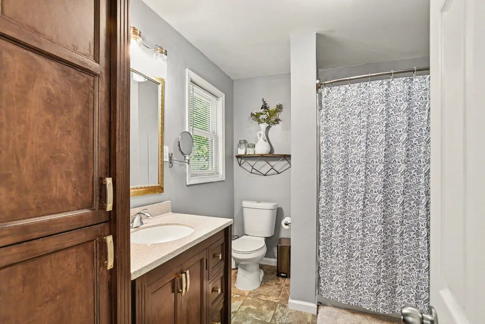 523 Della Street Portage City, MI 49002