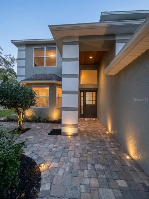 389 LAKEPARK TRAIL