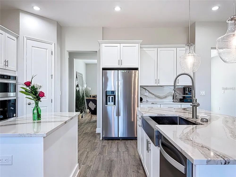 5216 LAKE VENICE DRIVE Wimauma, FL 33598