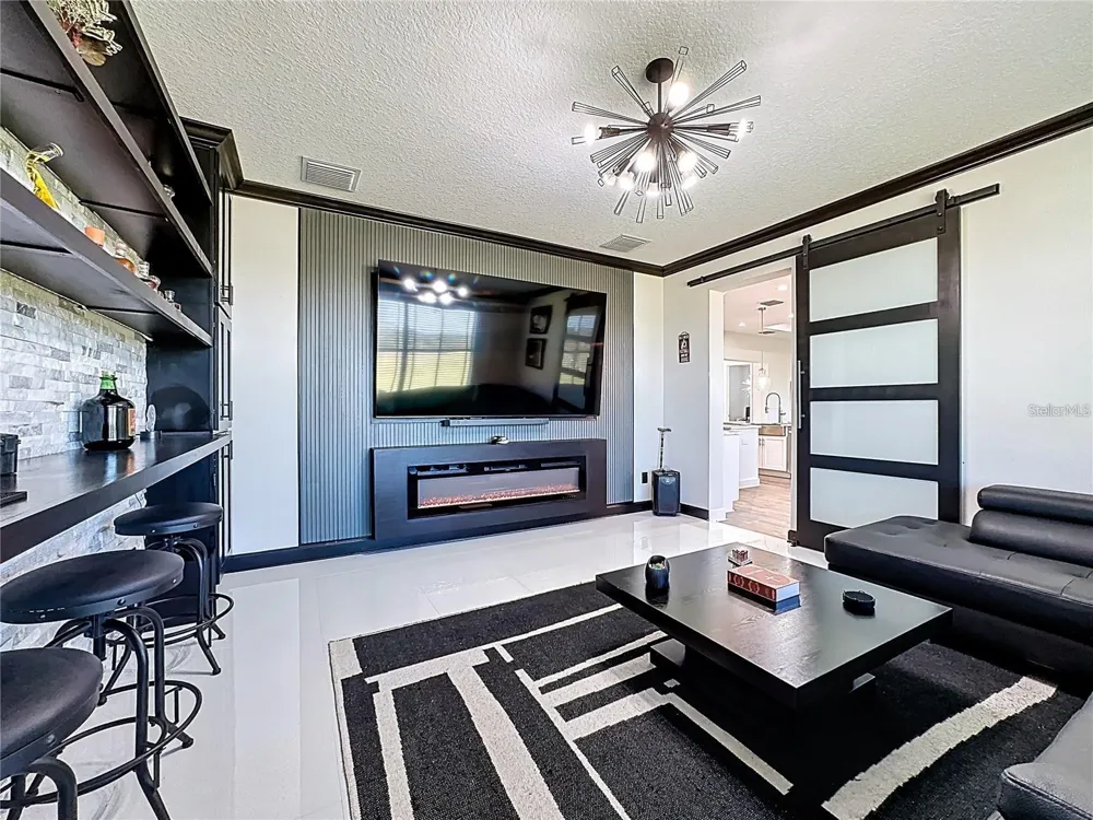 5216 LAKE VENICE DRIVE Wimauma, FL 33598