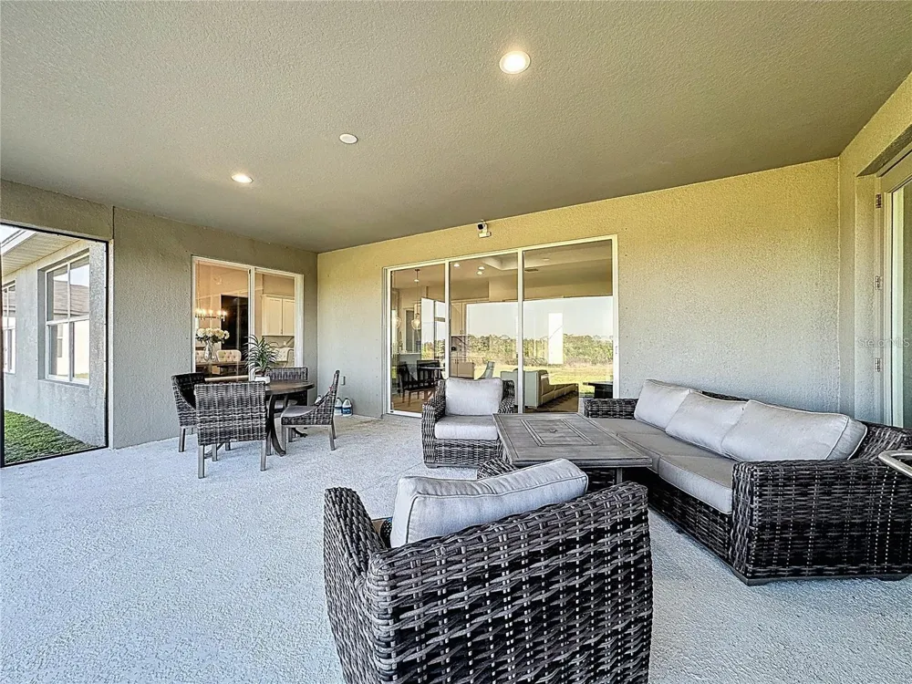 5216 LAKE VENICE DRIVE Wimauma, FL 33598
