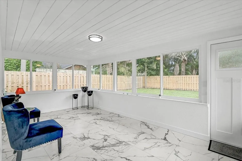 2347 TANGERINE DRIVE Sarasota, FL 34239