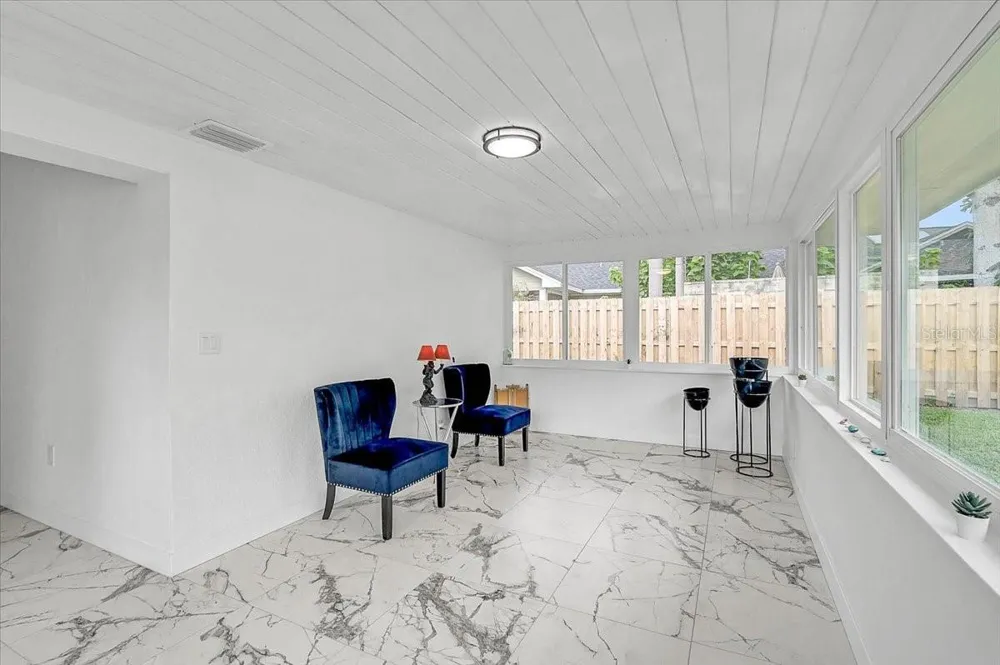 2347 TANGERINE DRIVE Sarasota, FL 34239