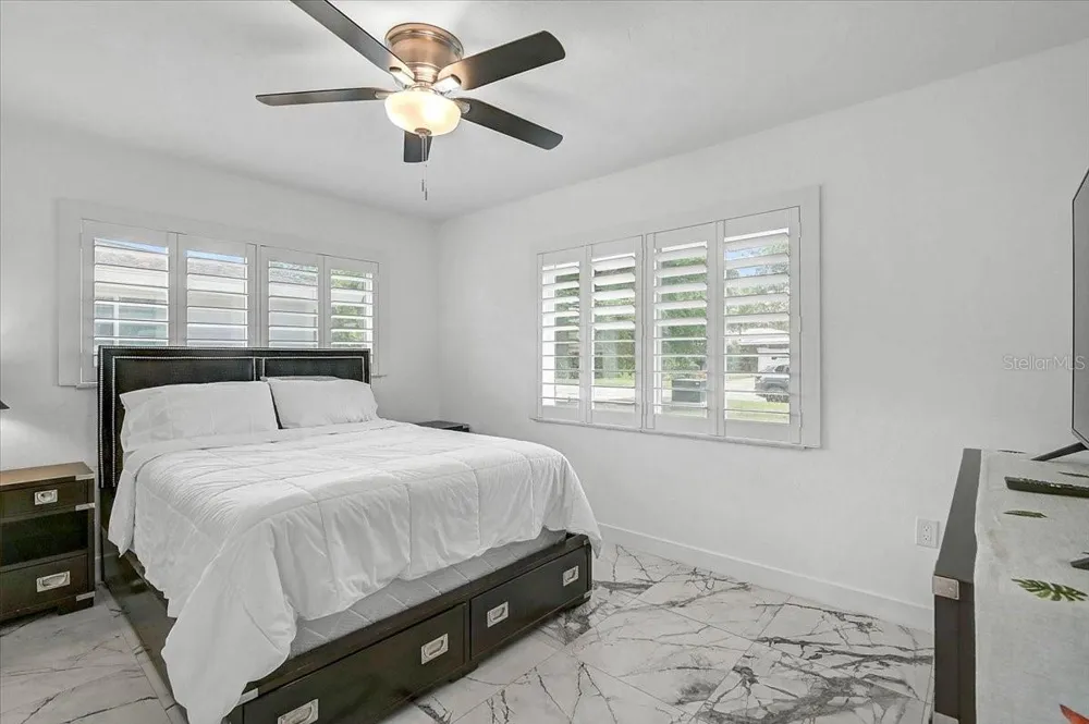 2347 TANGERINE DRIVE Sarasota, FL 34239