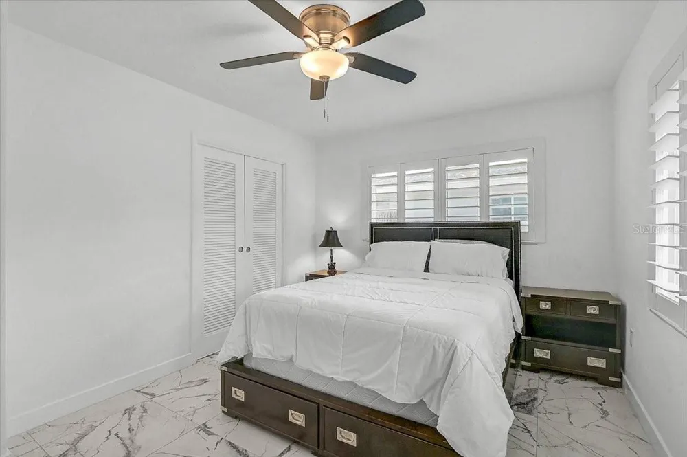 2347 TANGERINE DRIVE Sarasota, FL 34239