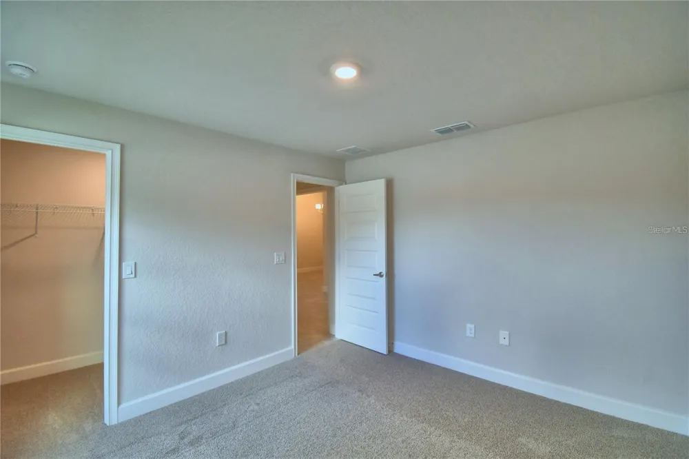 3524 GRUMMAN LANE Lakeland, FL 33810